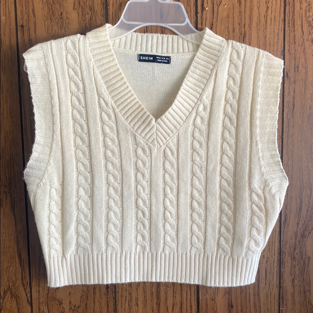 SHEIN Cream V-Neck Cable Knit Sweater Vest